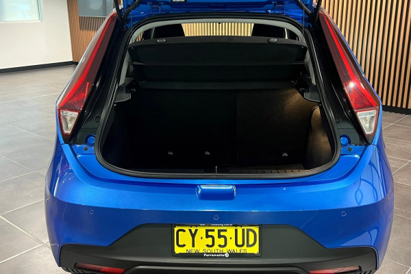 2020 MG MG3 SZP1 Core Hatch Image 9