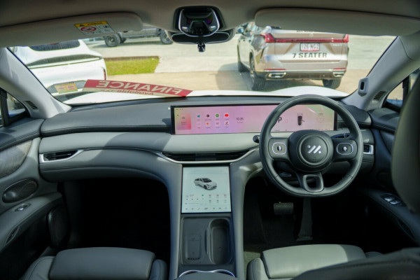 2025 MG IM6 S12L Premium SUV Image 21