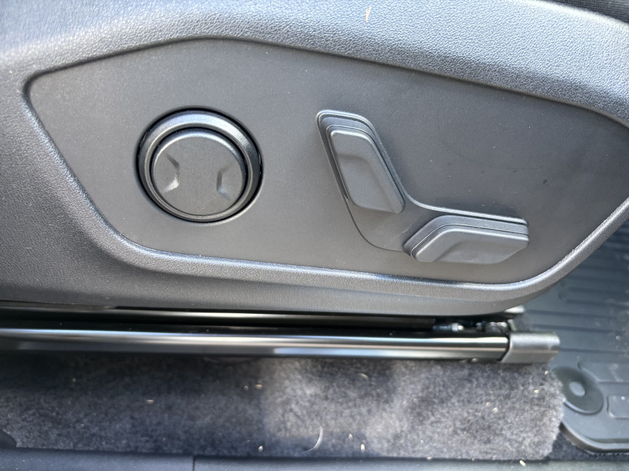 2025 MY26 Kia Tasman TK X-Line Ute Image 30