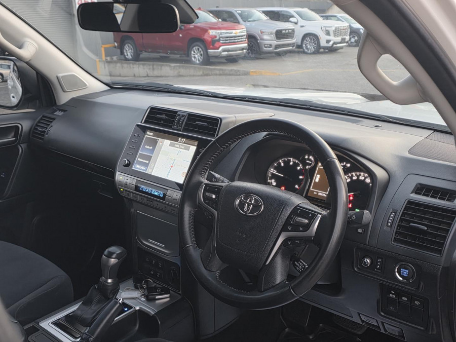 2023 Toyota LandCruiser Prado GDJ150R GXL SUV Image 11