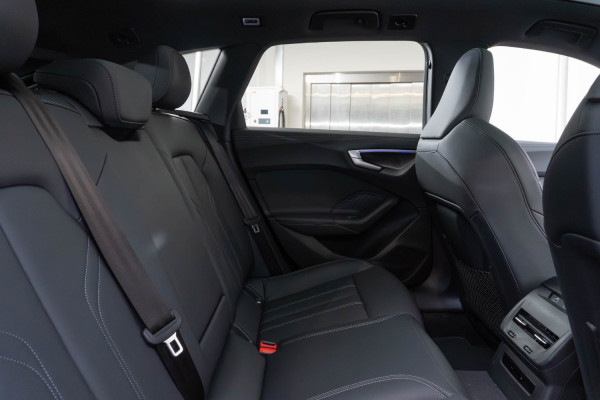 2025 Audi A5 B10 TFSI 200kW S line Wagon image 9