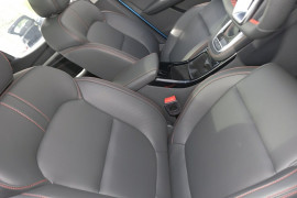 2020 MY21 MG ZST S13 Essence Wagon