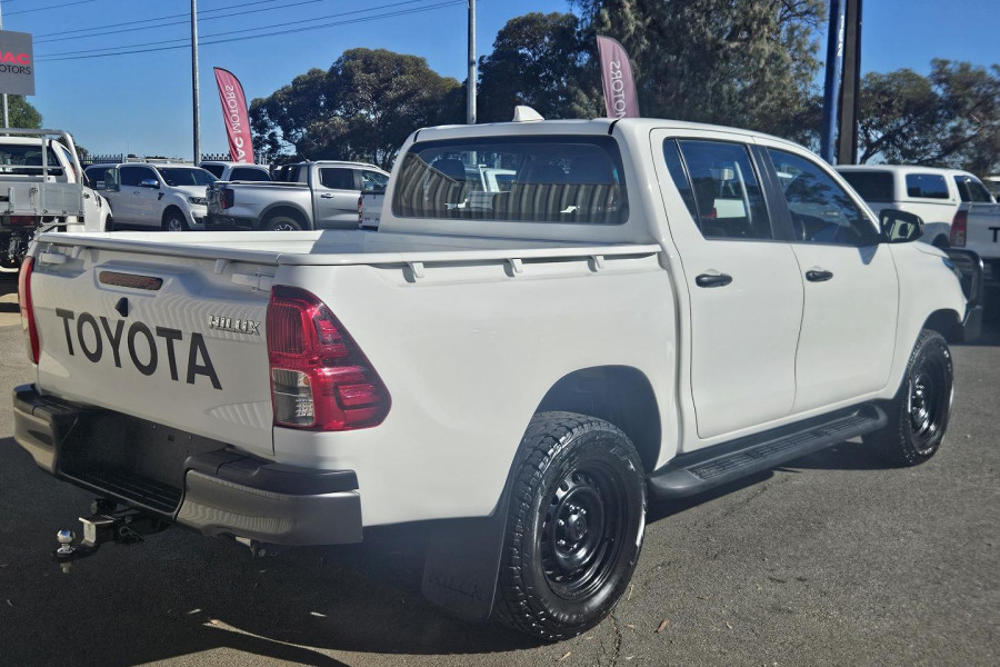 2022 Toyota HiLux GUN126R SR Ute Image 7