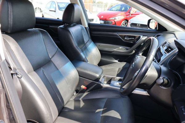 2016 Nissan Altima L33 ST-L Sedan Image 12
