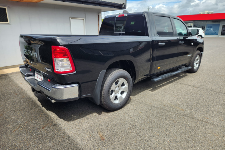 2023 Ram 1500 DT Big Horn Crew Cab Image 6