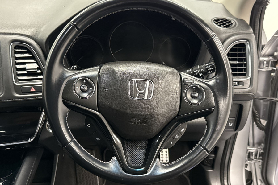 2019 MY20 Honda HR-V  VTi-LX SUV Image 18