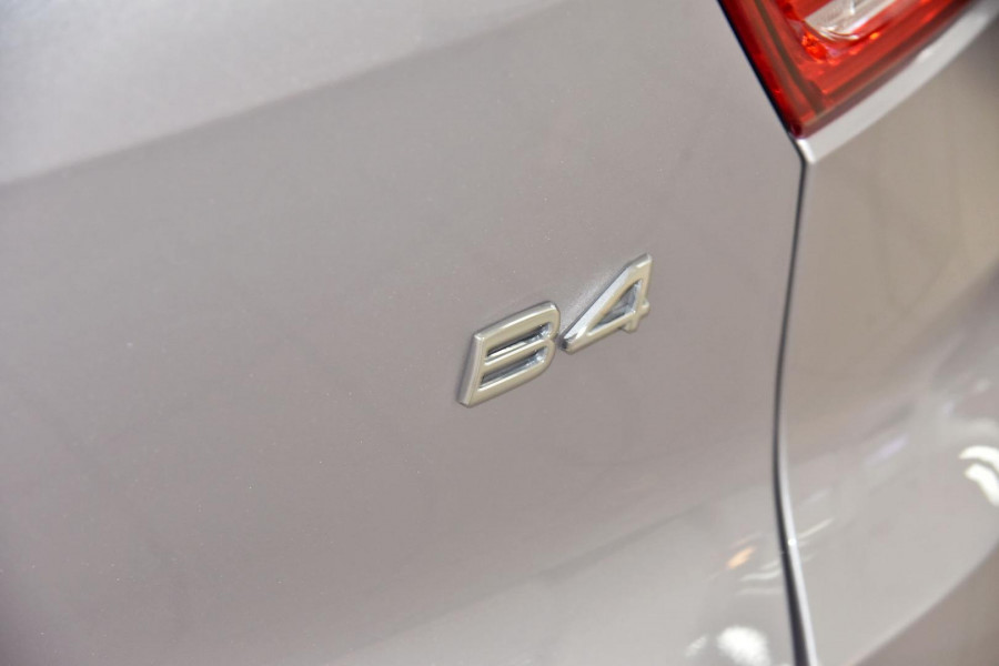 2025 MY26 Volvo XC40 XZ Plus B4 SUV Image 4