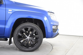 2019 MYV6 Volkswagen Amarok 2H Highline Black 580 Utility Image 5