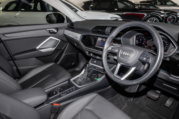 2020 MY21 Audi Q3 F3 35 TFSI S line SUV image 7