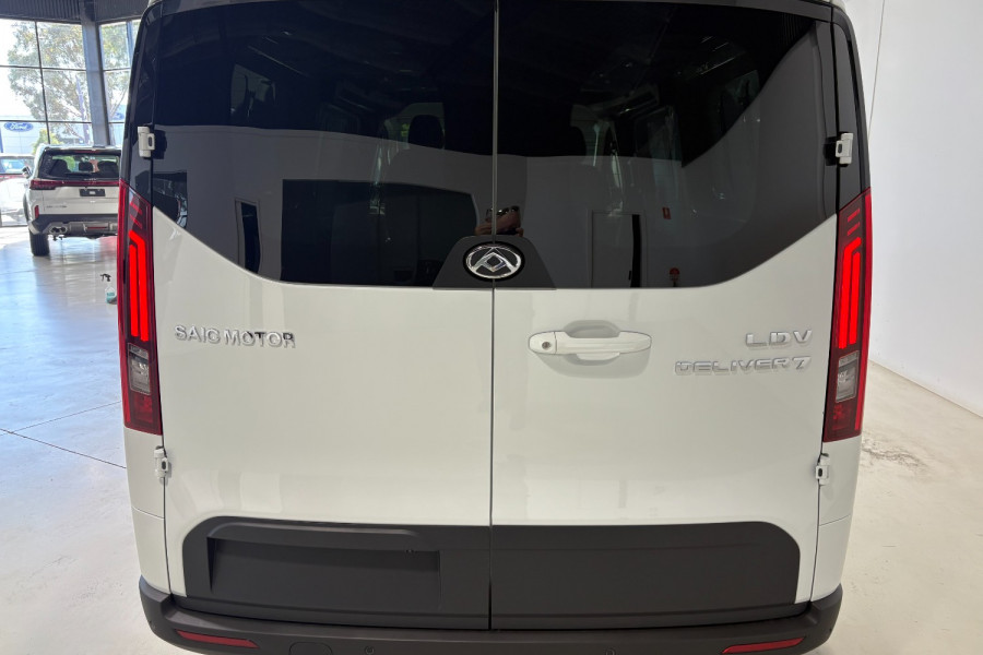 2024 LDV Deliver 7   Van Image 7