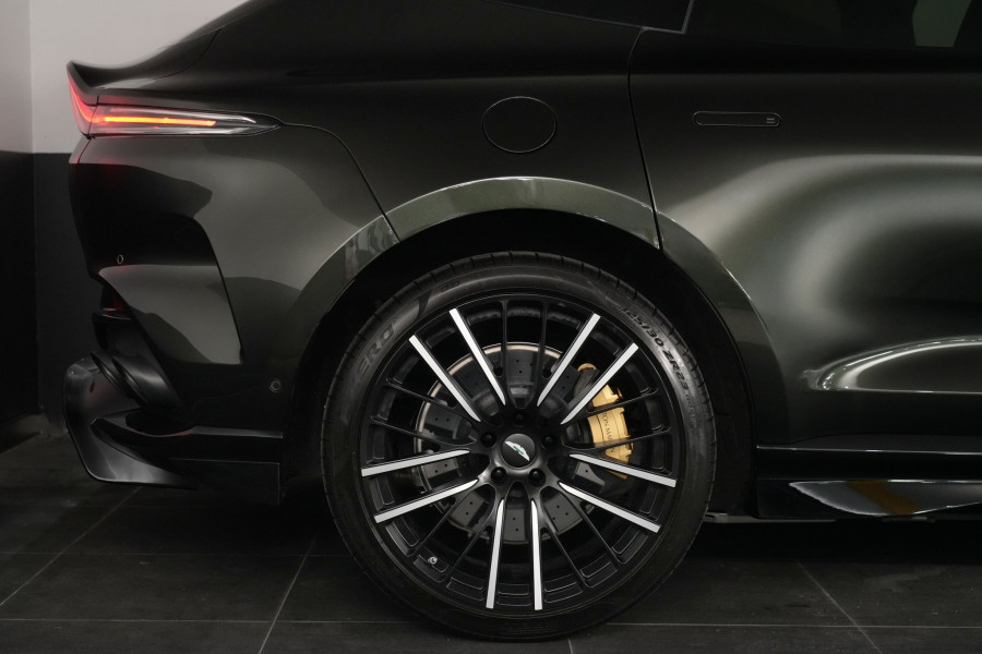 2023 Aston Martin DBX 707 SUV Image 21
