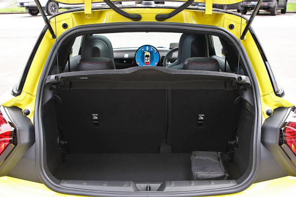 2026 MINI Cooper F66 JCW Favoured Hatch image 11