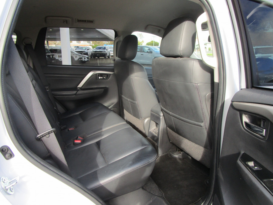 2020 Mitsubishi Pajero Sport QF4E46 Exceed SUV Image 14