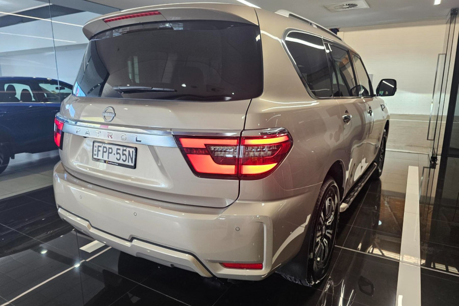 2024 Nissan Patrol Y62 Series 5 Ti-L SUV Image 8