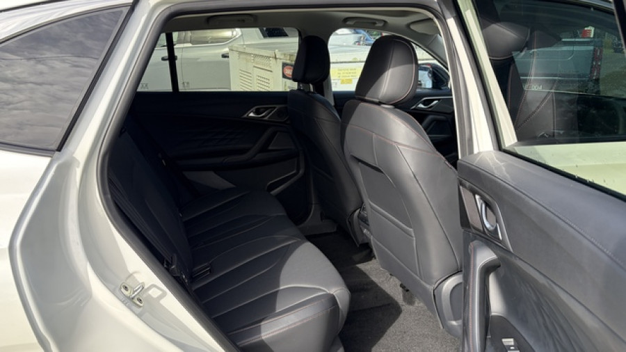 2025 MG HS AS33P Super Hybrid Essence SUV Image 7