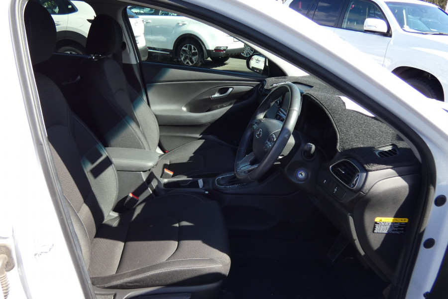 2020 Hyundai i30 PD2 MY20 ACTIVE Hatch Image 13