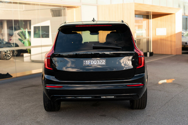 2026 Volvo XC90 L Series Black Edition SUV Image 7