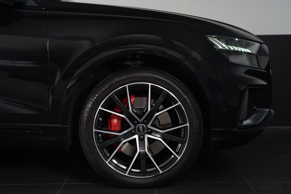 2022 Audi Sq8 Tfsi Quattro SUV Image 5