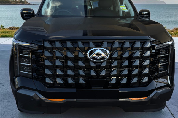 2025 LDV Terron 9 EKK1C Evolve Ute Image 2