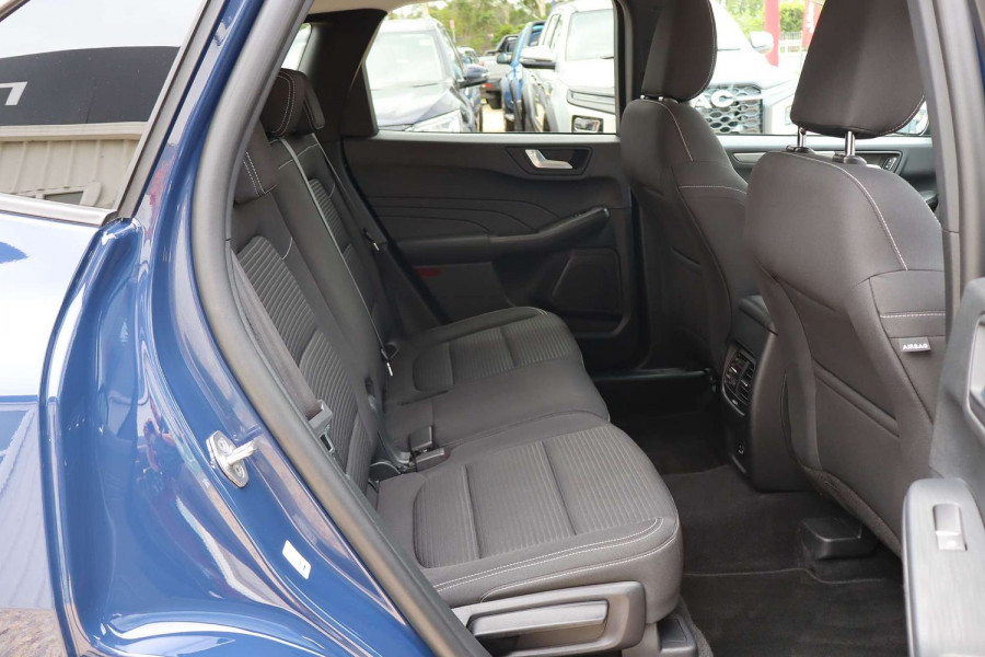 2022 Ford Escape ZH  SUV Image 10