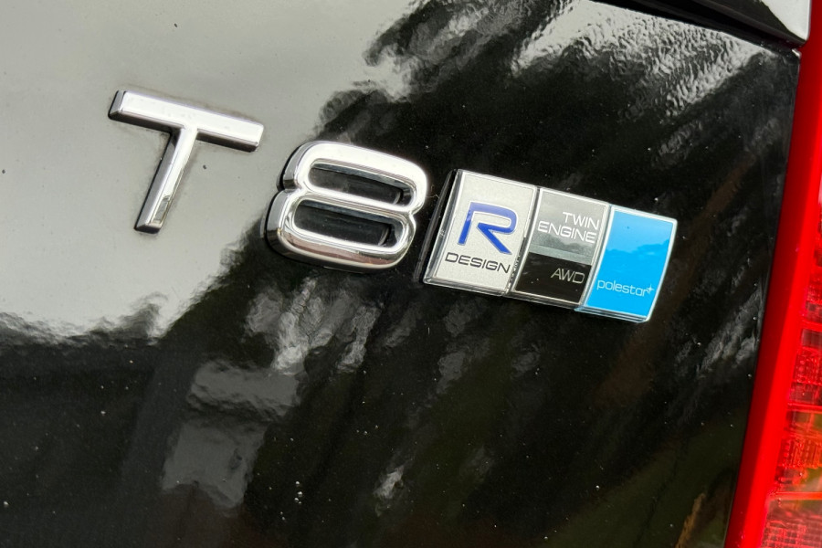 2017 MY18 Volvo XC90 L Series T8 R-Design Wagon Image 12