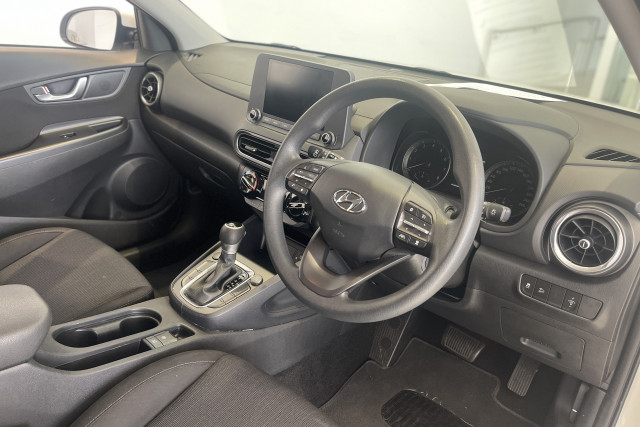 2022 Hyundai KONA OS.V4  SUV Image 14