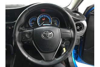 2015 Toyota Corolla ZRE182R Ascent Sport Hatchback image 11
