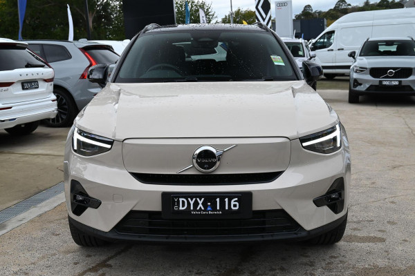 2026 Volvo EX40  Ultra Single Motor Extended Range SUV Image 2