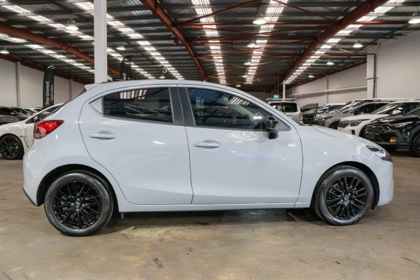 2024 Mazda 2 DL Series G15 Pure Sedan image 3