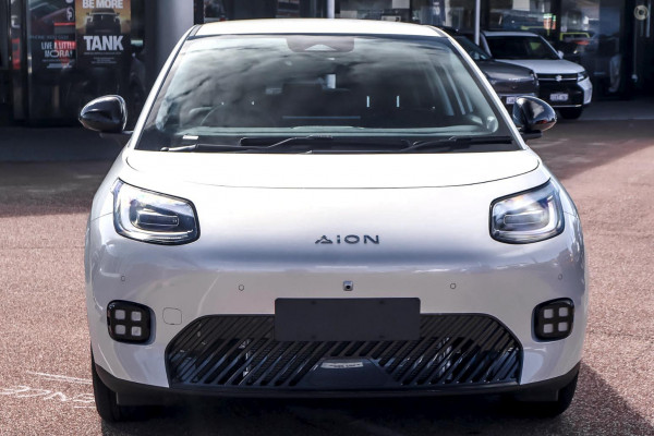 2026 GAC AION UT  Premium Hatch Image 3