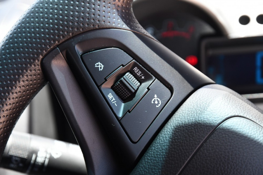 2015 Holden Barina TM MY15 CD Hatchback Image 11