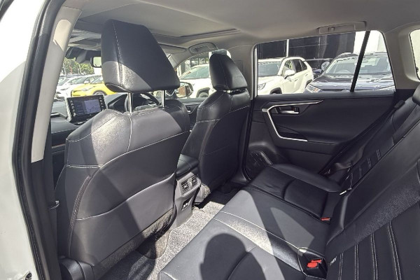 2020 Toyota RAV4 AXAH52R Cruiser SUV Image 31