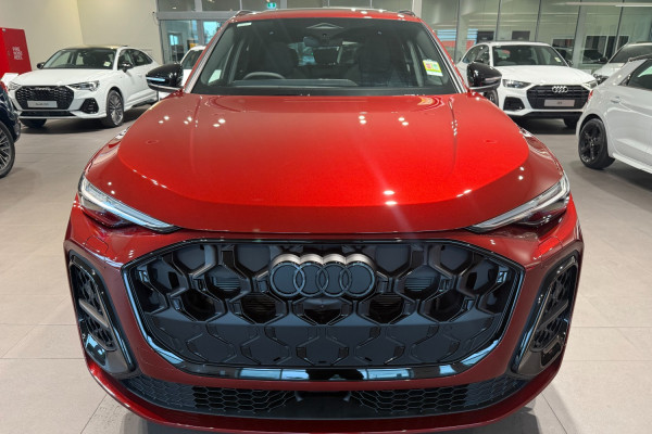 2025 Audi Q5 FY TDI Sport SUV Image 4