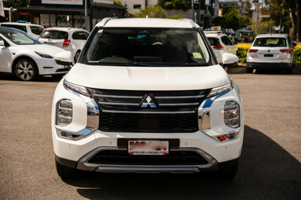 2025 Mitsubishi Outlander ZM LS SUV Image 5