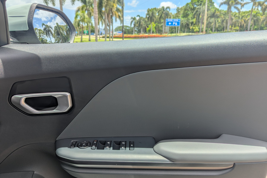 2025 Kia K4 CL4m S Sedan Image 18