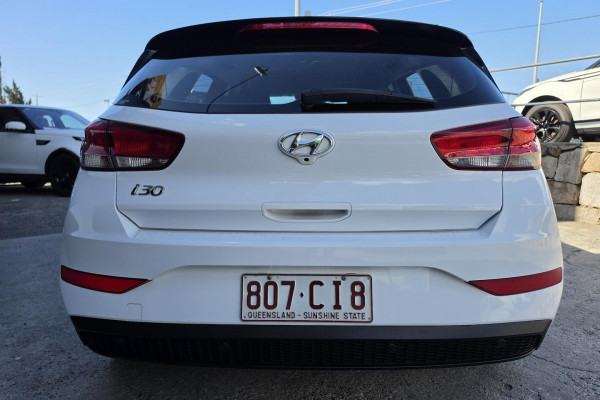 2021 Hyundai i30 PD.V4  Hatch Image 8