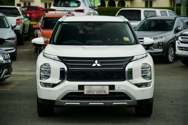 2024 Mitsubishi Outlander ZM LS SUV Image 5