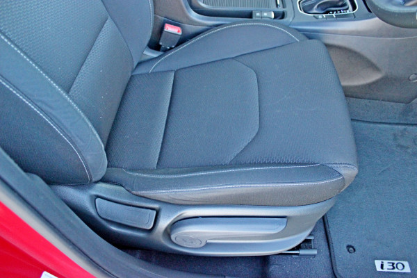2022 Hyundai i30 PD.V4  Hatch Image 13