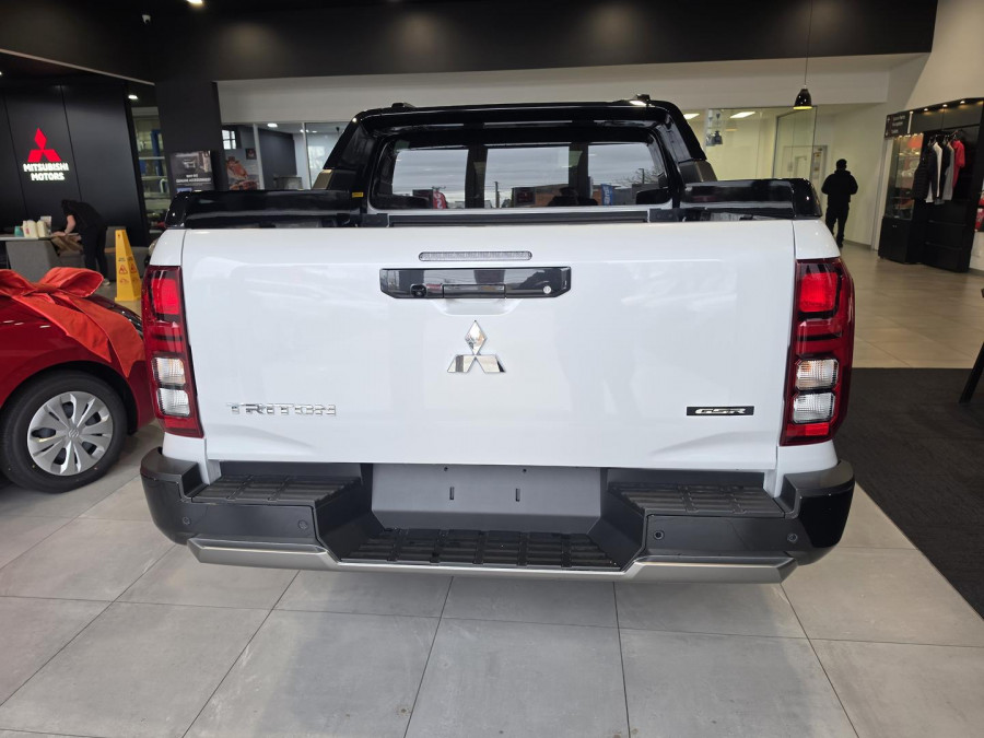 2026 Mitsubishi Triton MV GSR Ute Image 5
