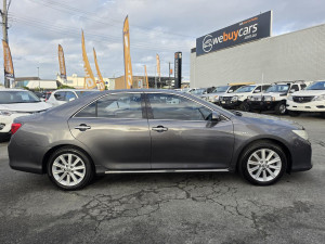 2014 Toyota Aurion GSV50R Presara Sedan