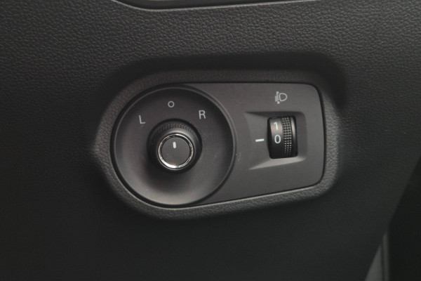 2024 MG MG4 MEH32 Excite 51 Hatch Image 14