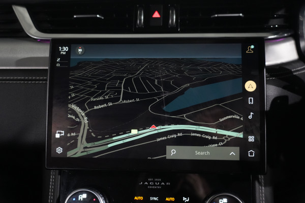 2021 Jaguar F-PACE R-Dynamic SE SUV Image 19