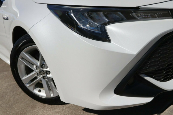 2022 Toyota Corolla ZWE219R  Ascent Sport Hybrid Hatch Image 2