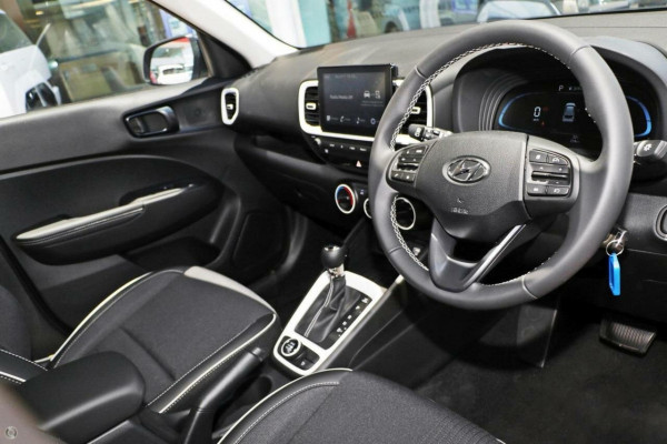 2026 Hyundai Venue QX.V5 Active SUV Image 18