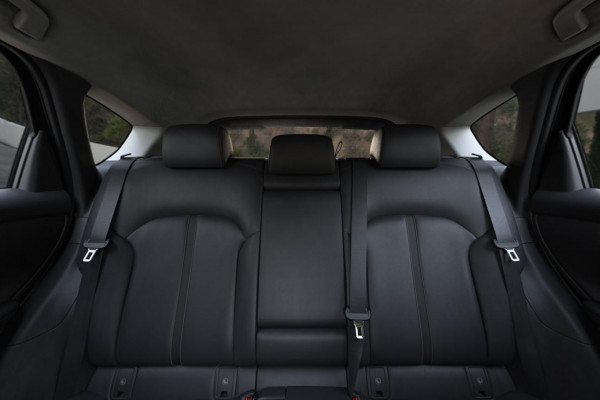 2025 Mazda CX-60 KH Series G25 Evolve SUV Image 6