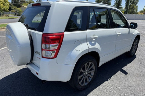2018 Suzuki Grand Vitara JB Sport SUV Image 6