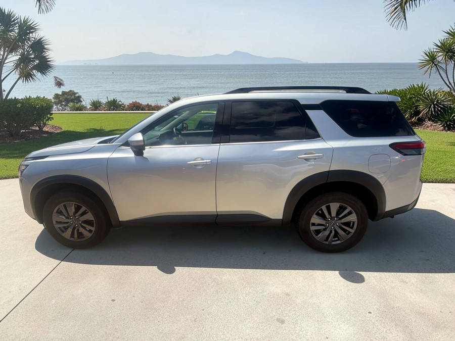 2024 Nissan Pathfinder R53 ST-L SUV Image 6