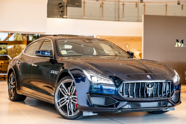 Maserati Quattroporte