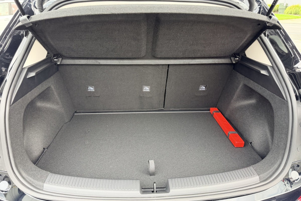 2026 MG MG4 EV Urban AH4E Essence 54 Hatch Image 6