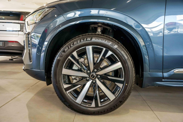 2026 Volvo XC90 L Series Plus B5 Bright SUV Image 20